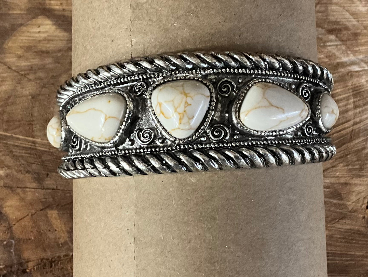 Blazin Roxx Rope Edge Stone Swirl Cuff 29083