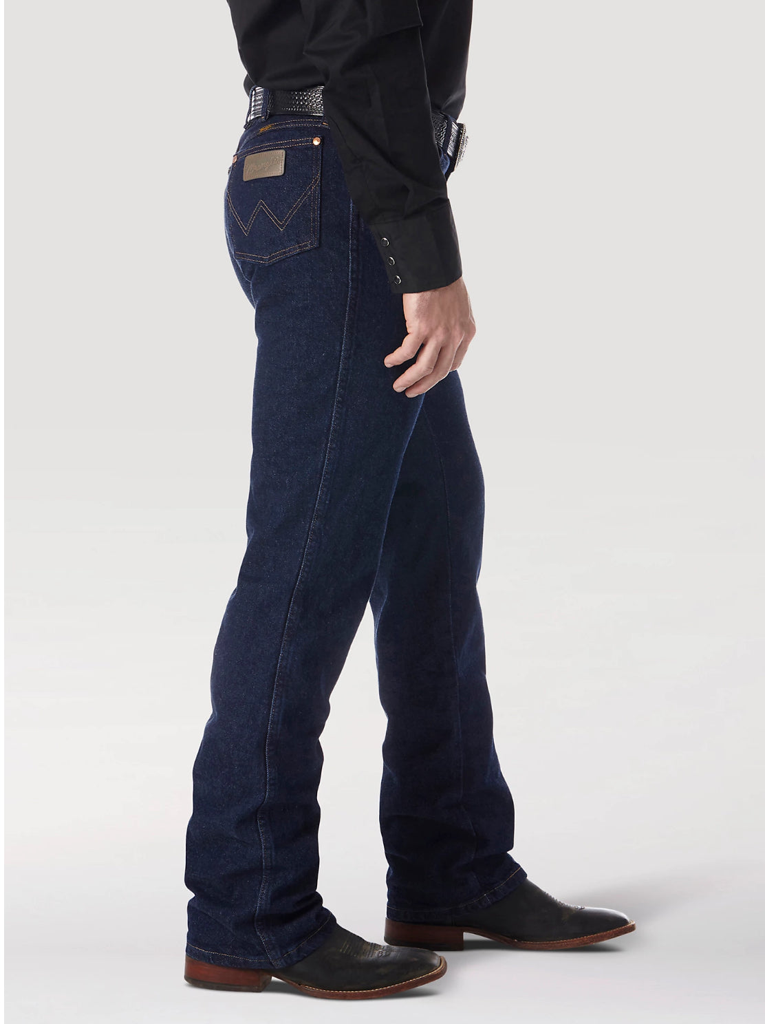 WRANGLER® COWBOY CUT® BOOTCUT STRETCH REGULAR FIT JEAN IN NAVY 947STR