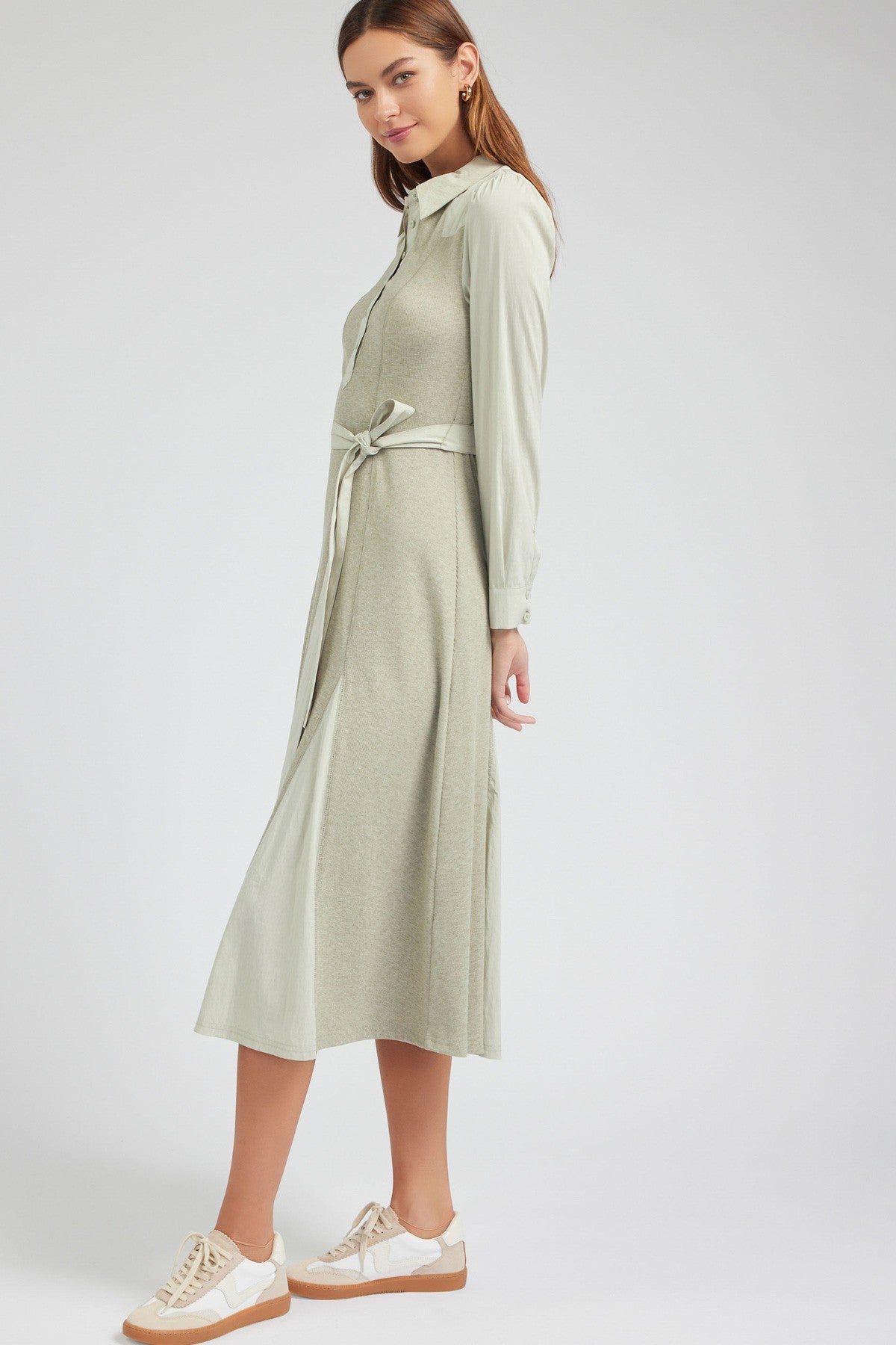 MIXED FABRIC COLLARED MIDI DRESS 2490236