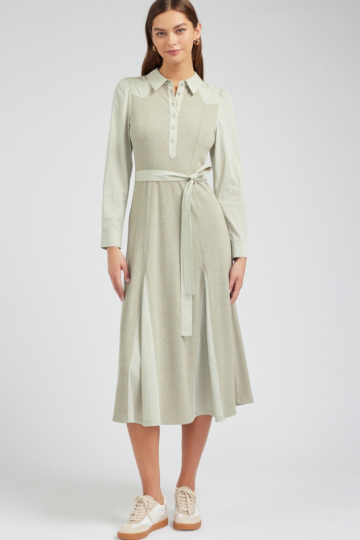 MIXED FABRIC COLLARED MIDI DRESS 2490236