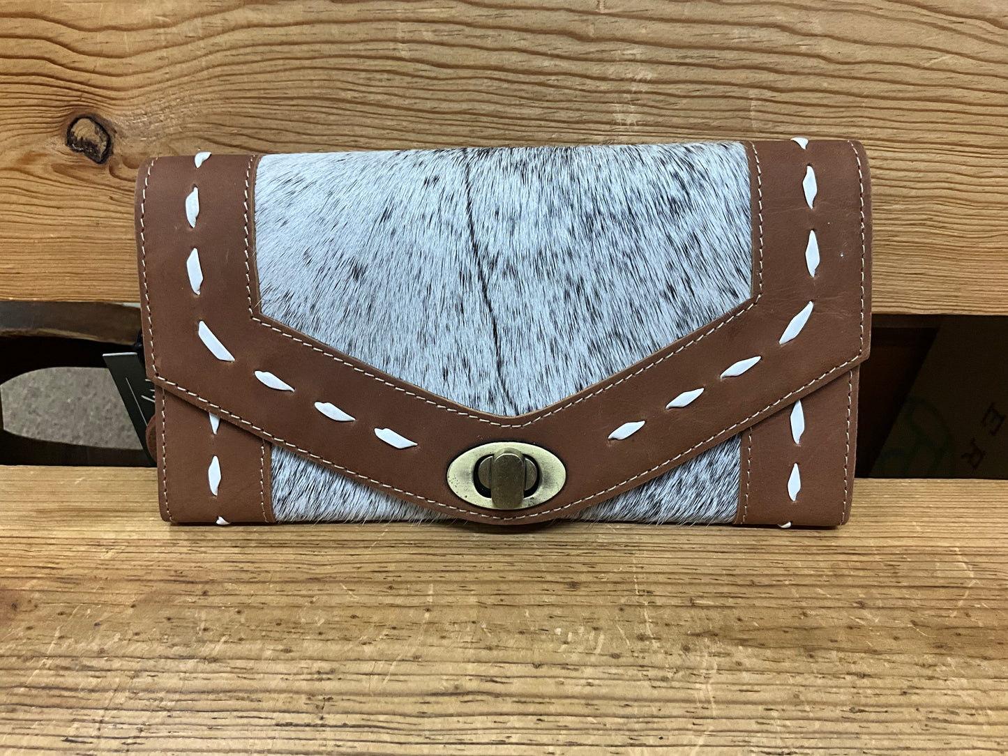 Myra Oxbow Falls Clasp Wallet S-8160