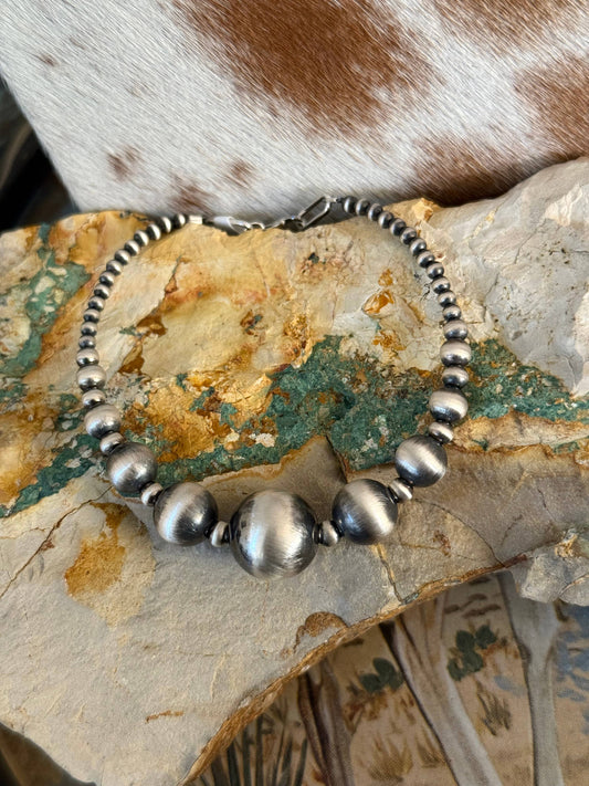 #212 Graduated Sterling Pearl Bracelet