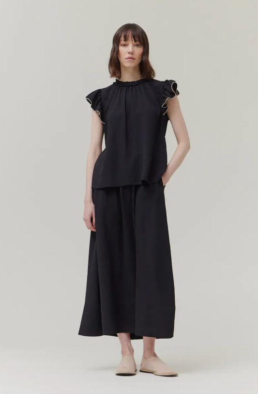 Loose Fit Fluttering Ruffles Top 4201B1V