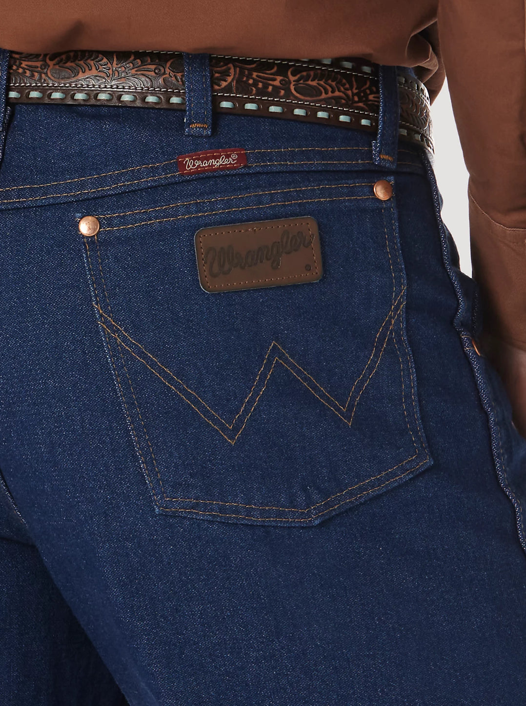 WRANGLER® COWBOY CUT® RELAXED FIT JEAN IN PREWASHED INDIGO 31MWZPW