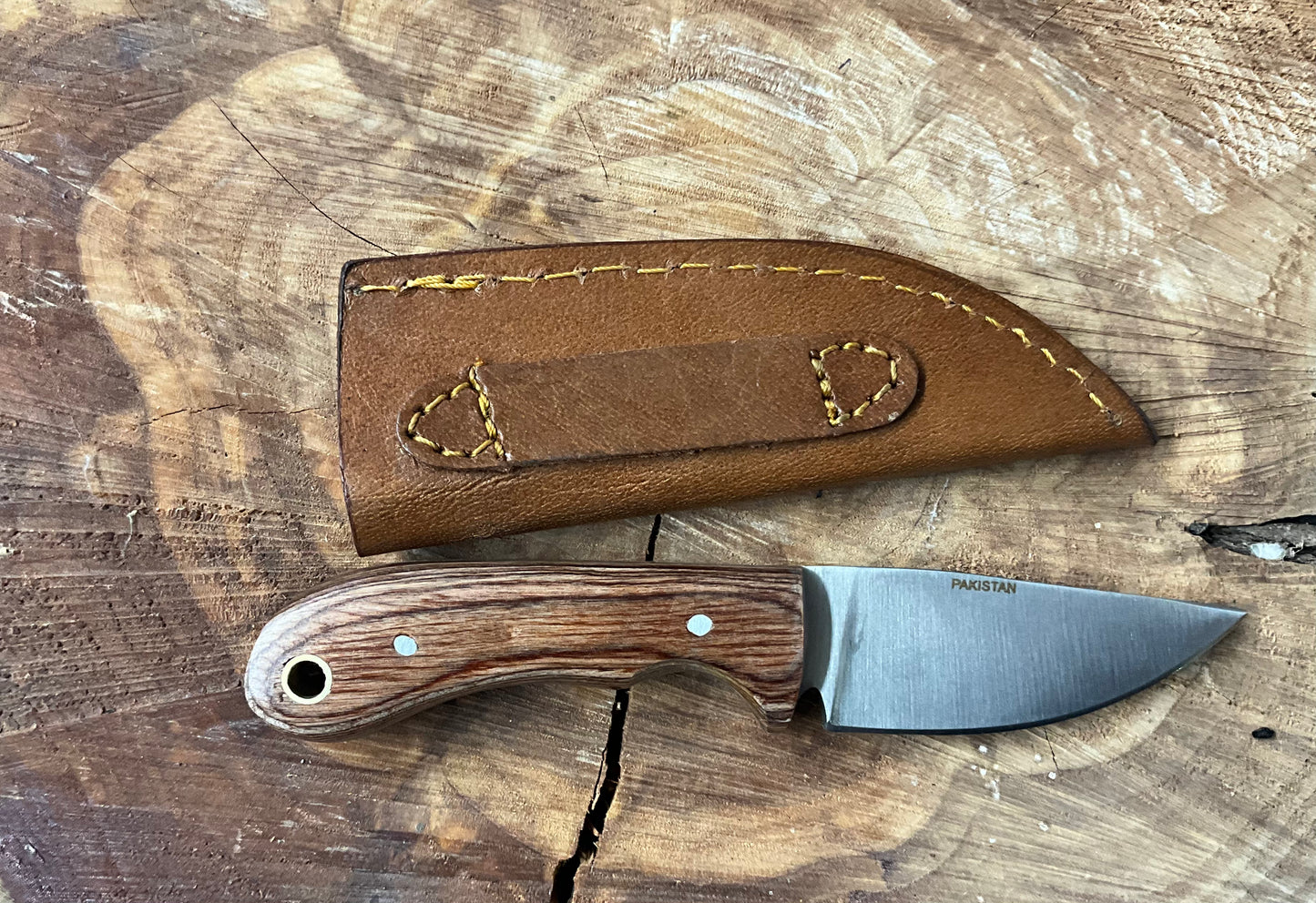 Knife 210905