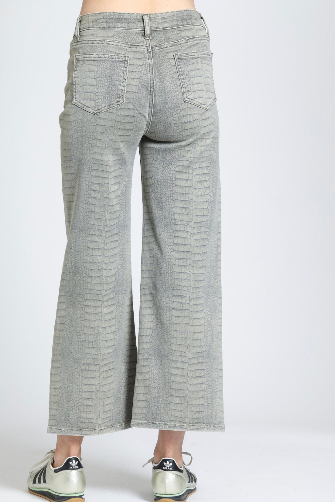 APNY Croc-Embossed Denim C67D