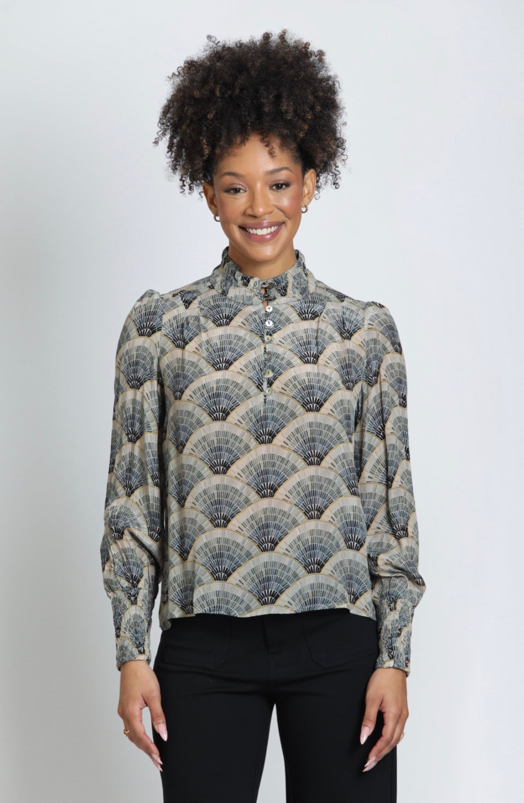 APNY Puff Sleeve Blouse With Ruched Detail T47P