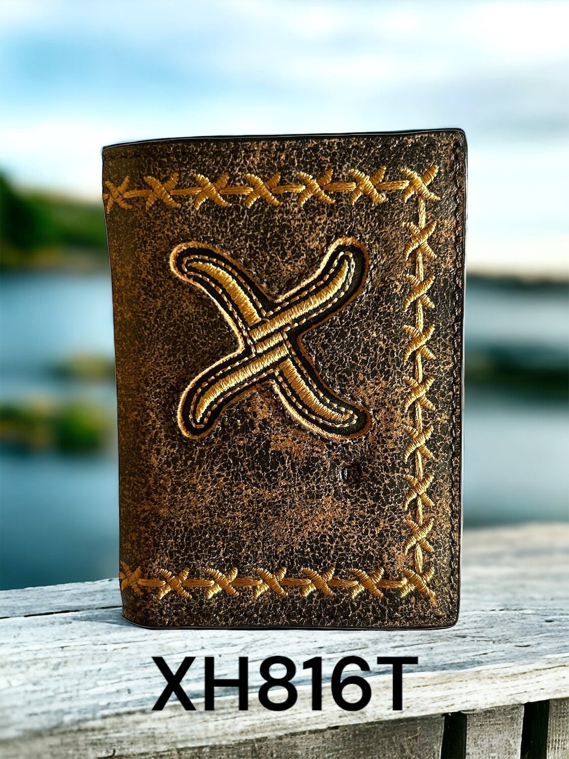 Twisted X Trifold Wallet Barbwire XH816T