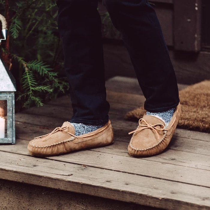 Minnetonka Sheepskin Slipper 3711