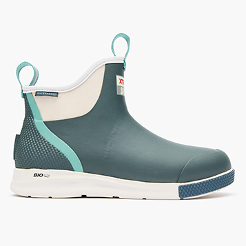 XTRATUF WOMEN’S 6 in ANKLE DECK BOOT XADSW109