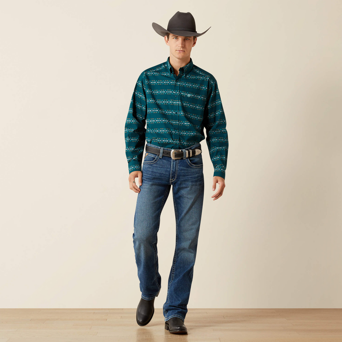 Ariat Men’s Long Sleeve Shirt 10062210