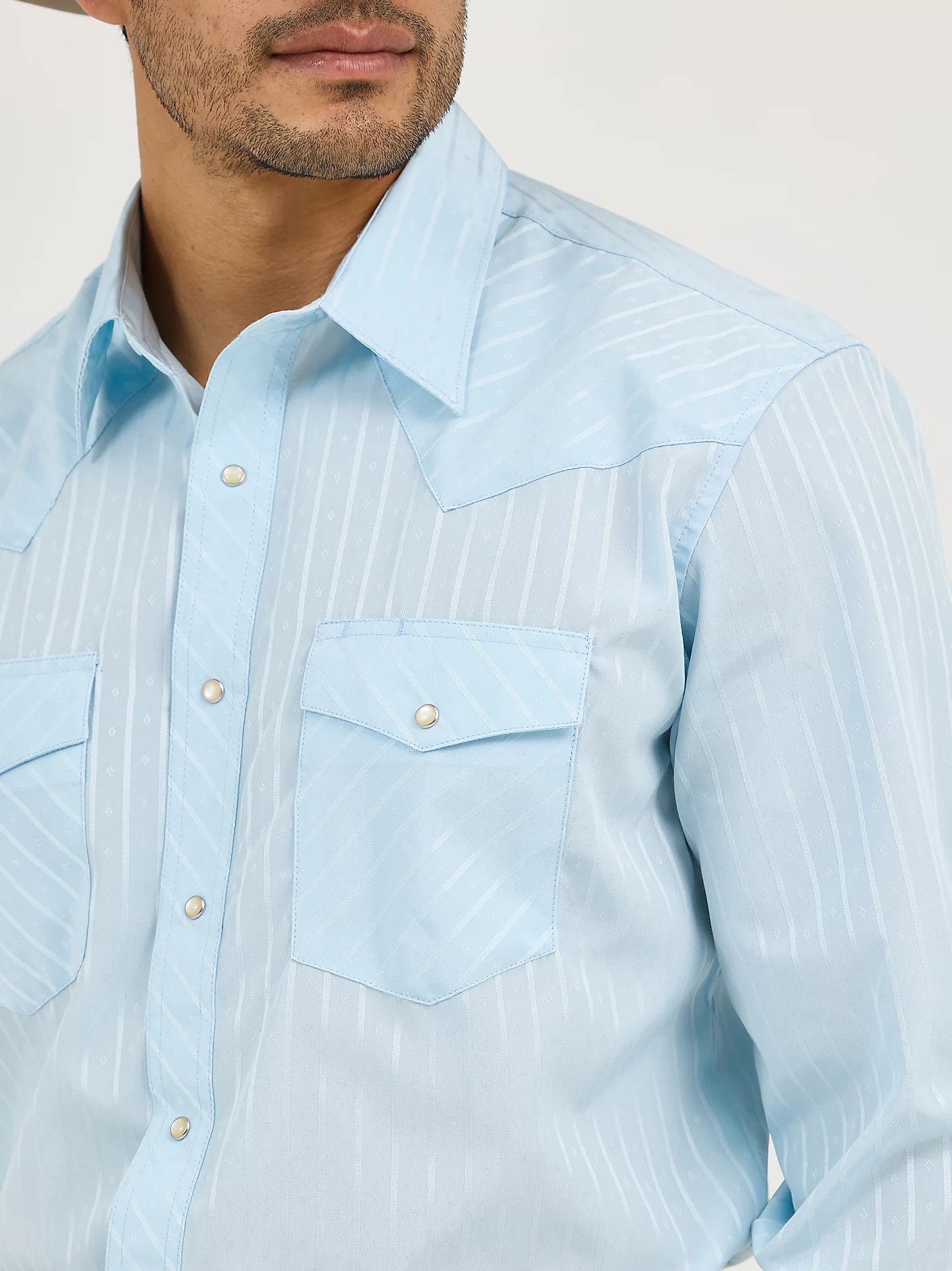 Wrangler Men’s Long Sleeve Dobby Strip Shirt 1075222BL