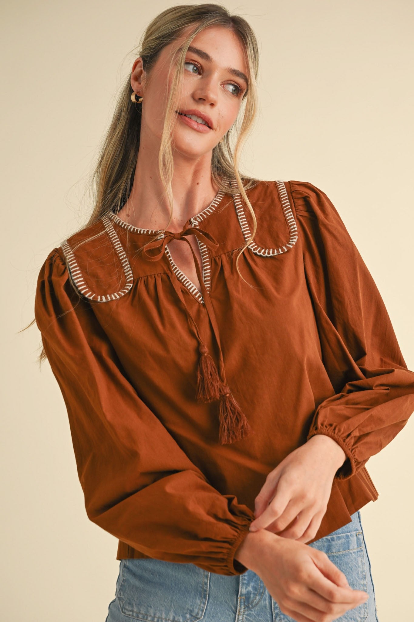 Blanket Stitch Puff Sleeve Top MTP3309