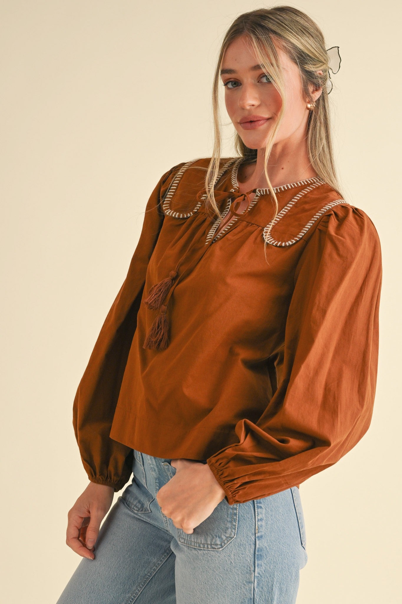 Blanket Stitch Puff Sleeve Top MTP3309