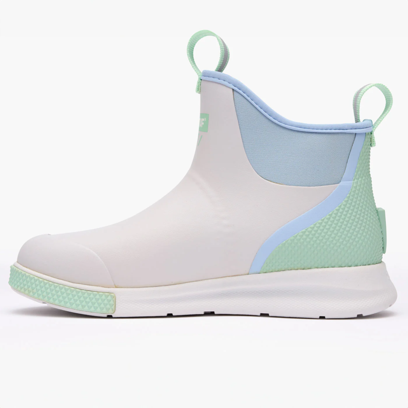 XTRATUF WOMEN’S 6 in ANKLE DECK BOOT XADSW110