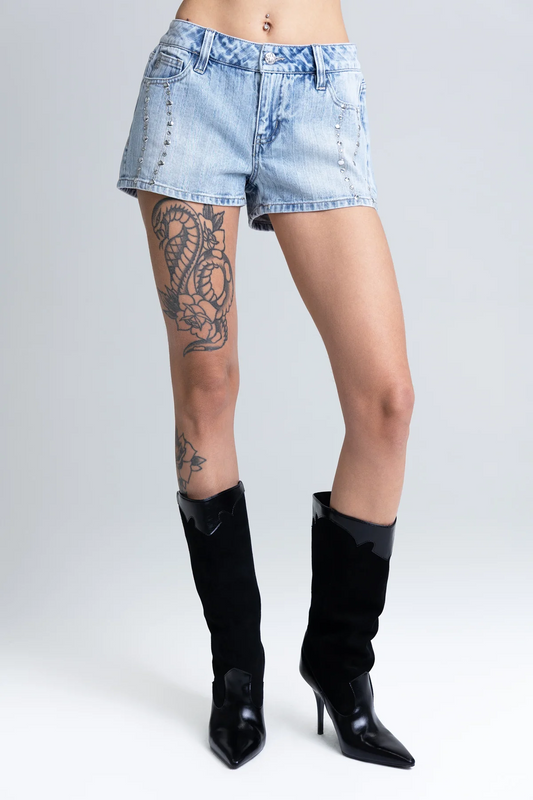 Miss Me Mid Rise Shorts M2409H