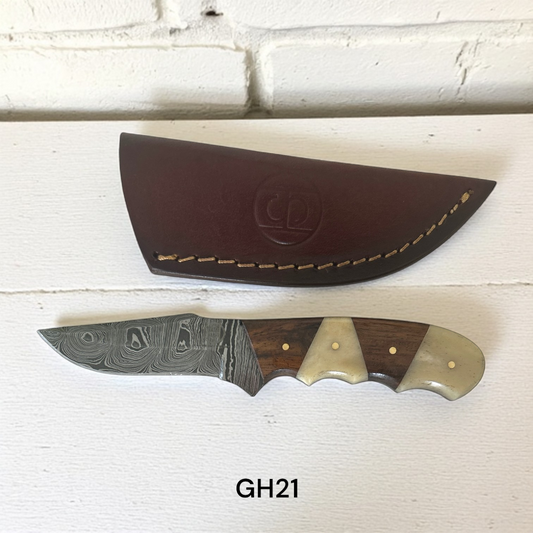 Knife with Sheath GH21