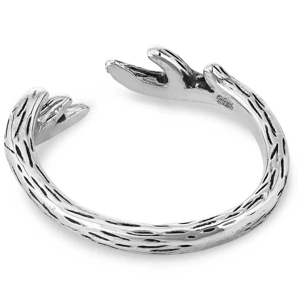 Montana Silvermiths Embrace The Wild Ring KTRG5654